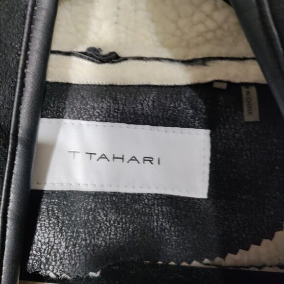 T‎ Tahari Black Faux Leather Vest Size Small - Picture 4 of 11